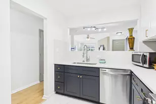 7836 Bateman Ln, Houston, TX 77088 - Photo 12