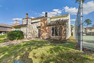 7836 Bateman Ln, Houston, TX 77088 - Photo 42