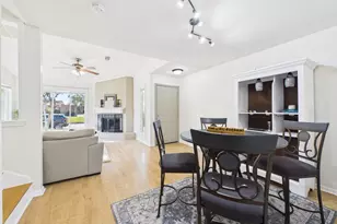 7836 Bateman Ln, Houston, TX 77088 - Photo 10