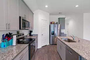 1317 Bison View Ln, Sealy, TX 77474 - Photo 14