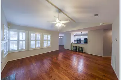 70 Cokeberry Court, The Woodlands, TX 77380 - Photo 2