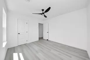 3853 Wentworth St, Houston, TX 77004 - Photo 32