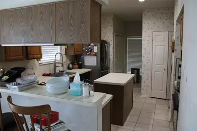 1704 Falcon Ridge Boulevard, Friendswood, TX 77546 - Photo 10