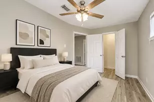 4537 Dakota St, Dickinson, TX 77539 - Photo 12
