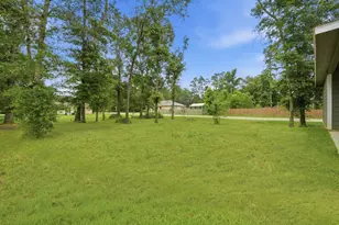 815 Jefferson Ave, Cleveland, TX 77327 - Photo 38