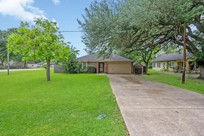 339 N Missouri Street, Orchard, TX 77485 - Photo 4