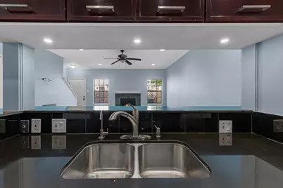 9800 Pagewood Lane #3103, Houston, TX 77042 - Photo 6