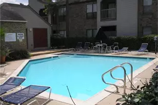 2025 Augusta Dr, Houston, TX 77057 - Photo 14