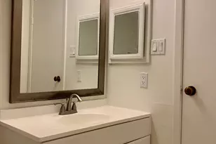 2025 Augusta Dr, Houston, TX 77057 - Photo 12