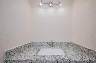 1612 Sleepy Hollow Dr, Pearland, TX 77581 - Photo 26