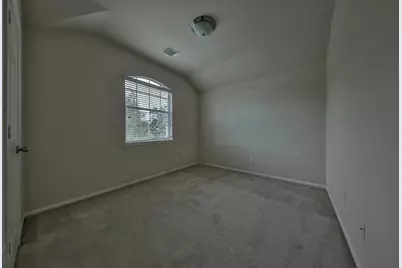 18 Milepost Court, The Woodlands, TX 77382 - Photo 16