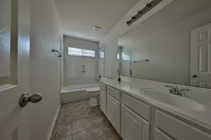 18 Milepost Ct, The Woodlands, TX 77382 - Photo 14