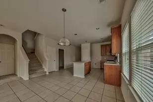 18 Milepost Ct, The Woodlands, TX 77382 - Photo 4