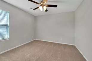 2015 Upland Plover Ct, Rosenberg, TX 77471 - Photo 4