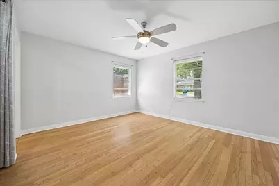 4030 McDermed Drive, Houston, TX 77025 - Photo 16