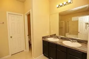 10011 Cobbs Cove Ln, Houston, TX 77044 - Photo 8