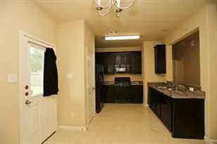 10011 Cobbs Cove Ln, Houston, TX 77044 - Photo 4
