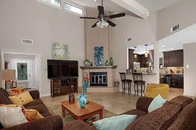 4 Postvine Court, The Woodlands, TX 77381 - Photo 12