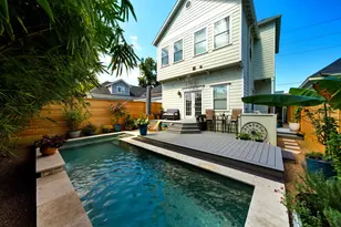 2011 Crockett St, Houston, TX 77007 - Photo 1