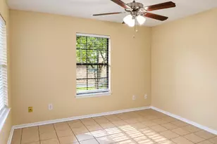1203 W Jefferson St, Brenham, TX 77833 - Photo 4