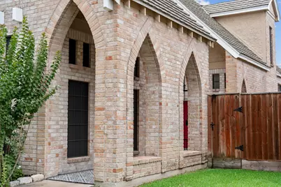 5706 Glen Mist Lane, Houston, TX 77069 - Photo 2