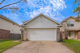 19254 Cypress Peak Ln, Katy, TX 77449 - Photo 2
