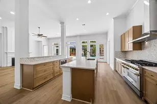7503 Northwoods Dr, Sugar Land, TX 77479 - Photo 12