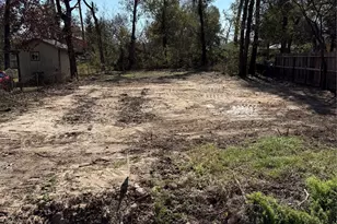 4728 Fitch St, Houston, TX 77016 - Photo 2