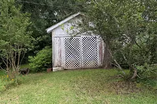 213 W Abbey St, Livingston, TX 77351 - Photo 30