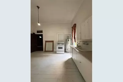 213 W Abbey Street, Livingston, TX 77351 - Photo 8