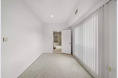 2523 Baycrest Drive, Houston, TX 77058 - Photo 26