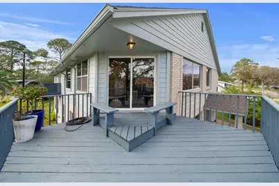 2523 Baycrest Drive, Houston, TX 77058 - Photo 28