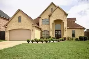 7 Stonebrook Ct, Beaumont, TX 77706 - Photo 1