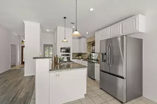 7403 Orchard Hills Ln, Sugar Land, TX 77479 - Photo 16