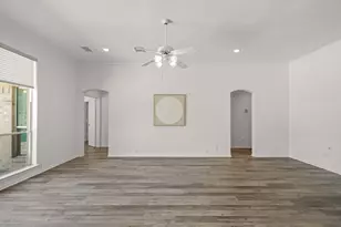 7403 Orchard Hills Ln, Sugar Land, TX 77479 - Photo 10