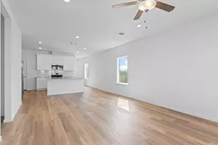 9019 Rose Water, Iowa Colony, TX 77583 - Photo 24