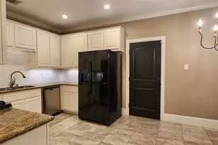 4619 Trembling Forest Ln, Houston, TX 77092 - Photo 8