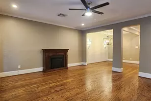 4619 Trembling Forest Ln, Houston, TX 77092 - Photo 6