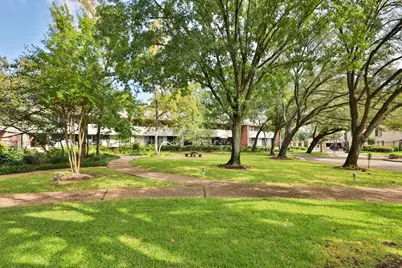 640 S Ripple Creek Drive #640, Houston, TX 77057 - Photo 32