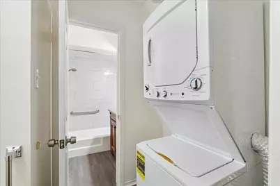 66 Tri Oaks Lane #66, Houston, TX 77043 - Photo 10