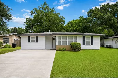 1530 15th Avenue N, Texas City, TX 77590 - Photo 4