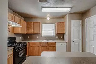3906 Portman Glen Ln, Houston, TX 77047 - Photo 10