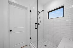 2504 Langston St, Houston, TX 77007 - Photo 32