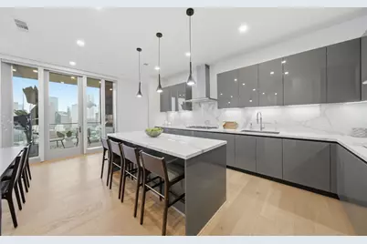 1711 Allen Parkway #2705, Houston, TX 77019 - Photo 10