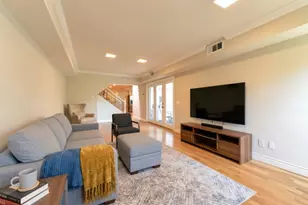 4406 Benning Dr, Houston, TX 77035 - Photo 12