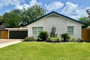 4406 Benning Dr, Houston, TX 77035 - Photo 1