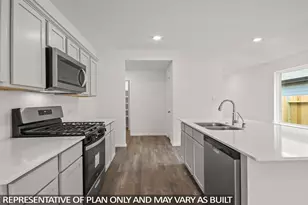 1675 Portia Ln, Conroe, TX 77301 - Photo 4