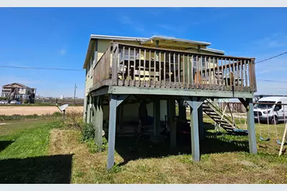 605 Texas Street, Surfside Beach, TX 77541 - Photo 2