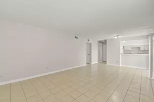 1950 Spenwick Dr, Houston, TX 77055 - Photo 14