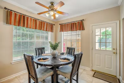 6614 Seinfeld Court, Houston, TX 77069 - Photo 10